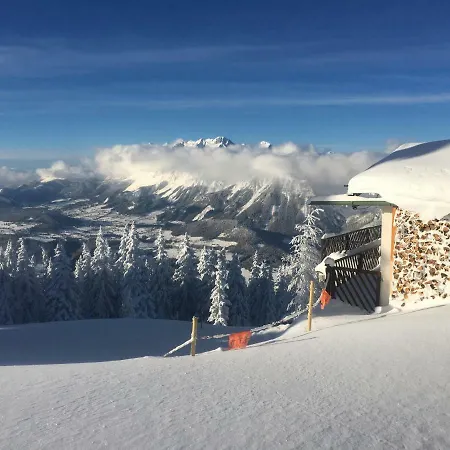 Casa vacanze Dachsteinblick Haus im Ennstal
